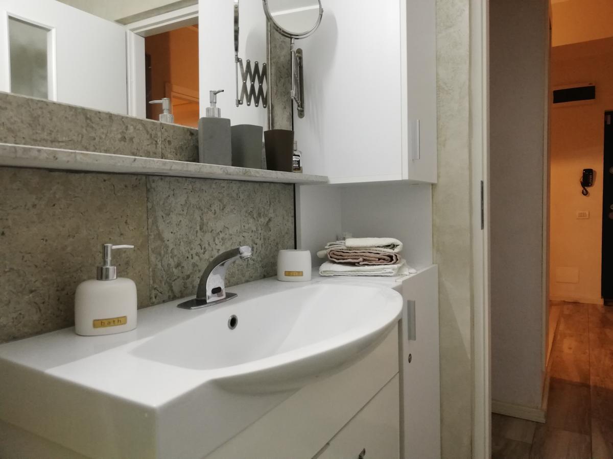 Ferienwohnung Tomis Apartament Constanţa Exterior foto